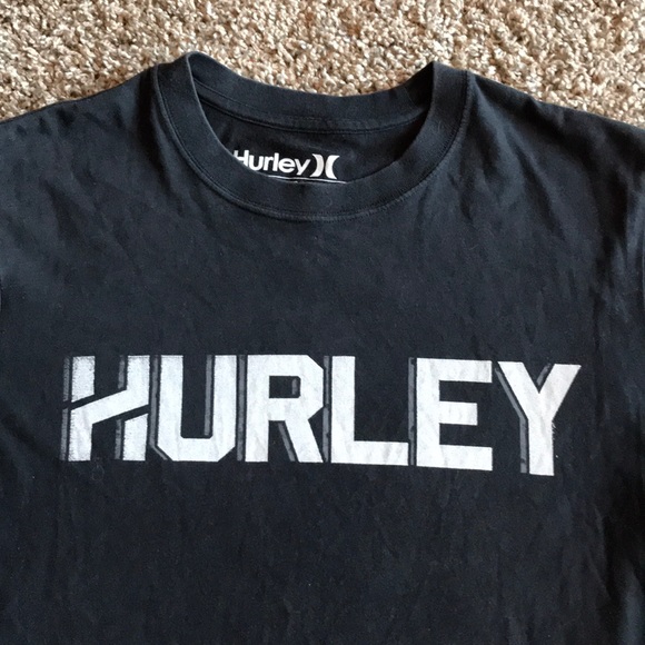 Hurley Black tee Shirt - Picture 2 of 3